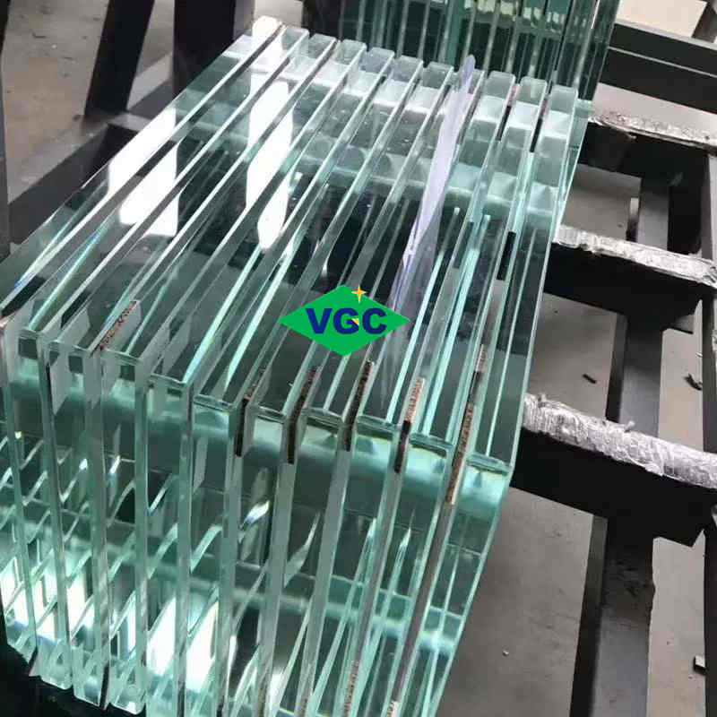 8mm Low Iron Glass Cut to Size Tempered Factory China -VGC